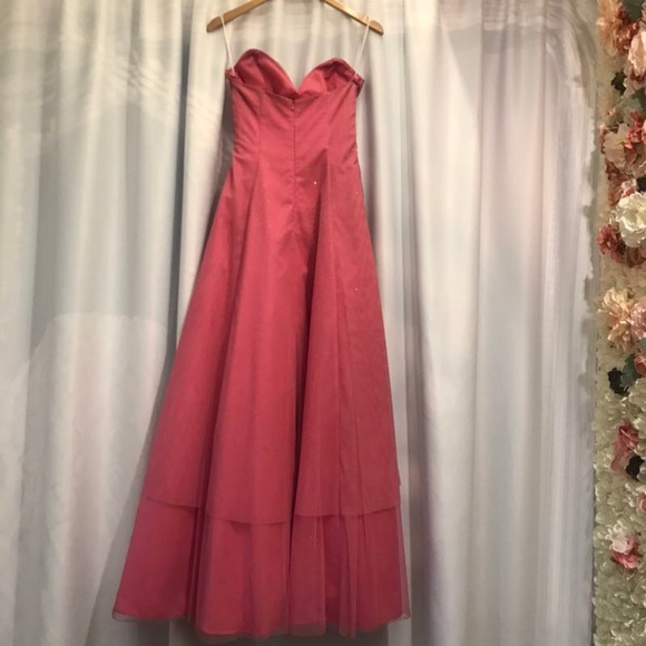 David’s Bridal A line gown - Picture 2 of 4